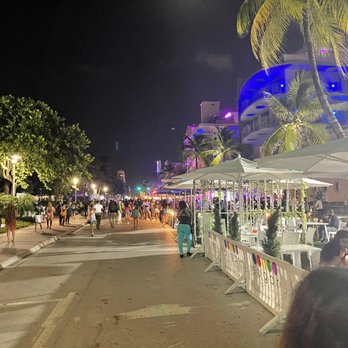 Ocean Drive - Ocean Drive at midnight in August! - Landmarks & Historical Buildings Near Me - Miami Beach, Florida Ocean Drive - Ocean Drive at midnight in August! - Landmarks & Historical Buildings Near Me - Miami Beach, Florida