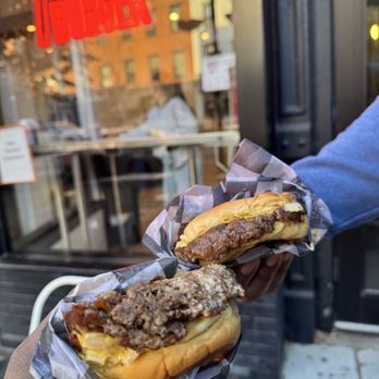 7th Street Burger Hoboken - Spicy Jalapeño Double Cheeseburger Spicy Jalapeño Cheeseburger - Burgers Near Me - Hoboken, New Jersey