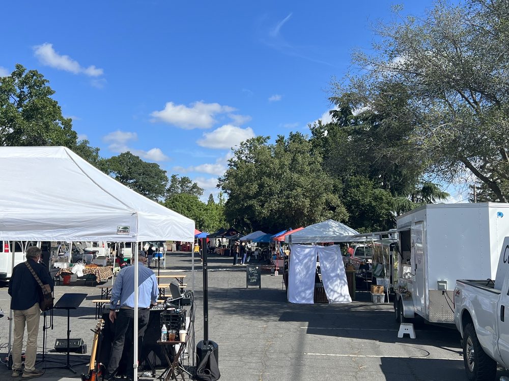 FAIR OAKS PARK RECREATION CENTER OPENS visual data 8