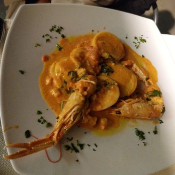 Titos - Ravioli with prawns - Italian Near Me - Vico Equense, NA
