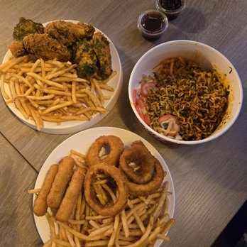 Chicken University - Chicken Wings Near Me - Honolulu, Hawaii