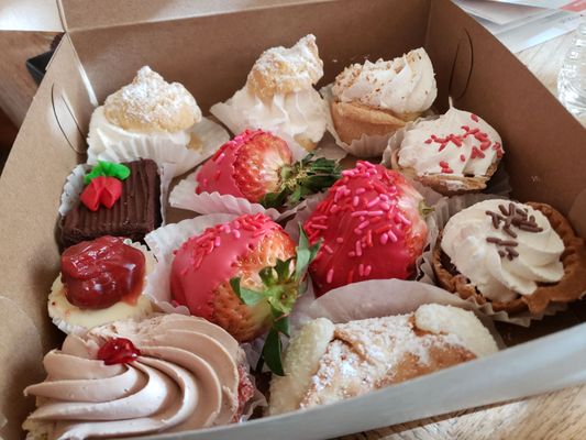 Klemm's Bakery by null