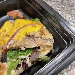 BJ's Restaurant & Brewhouse - Raw turkey burger!!!!