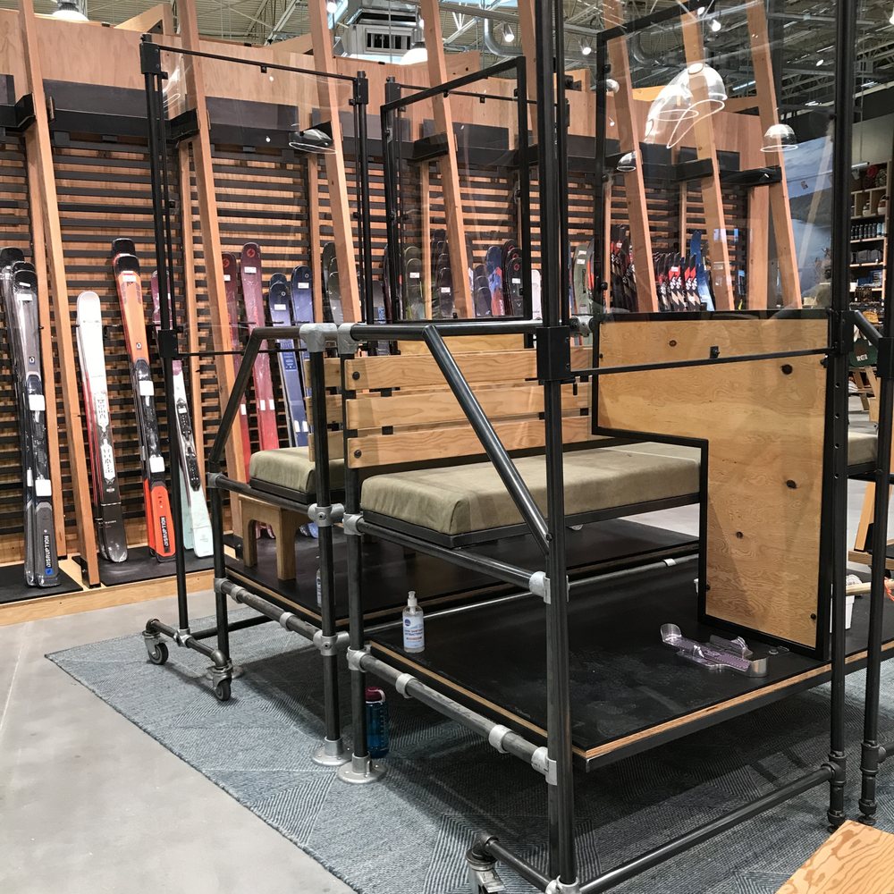 REI - Fitting station, with plexiglass door!!! - Outdoor Gear Near Me - Mechanicsburg, Pennsylvania REI - Fitting station, with plexiglass door!!! - Outdoor Gear Near Me - Mechanicsburg, Pennsylvania