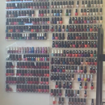Kelly's  Nails salon - Great color selection. - Nail Salons Near Me - Quincy, Massachusetts