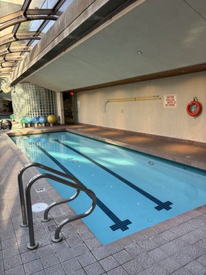Metropolitan Hotel Vancouver by null