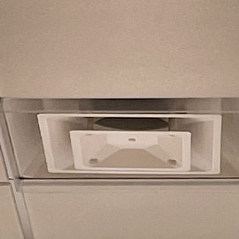 Wendy's - An HVAC vent that's clean.  Good sign of proper maintenance. - Fast Food Near Me - Fishkill, New York