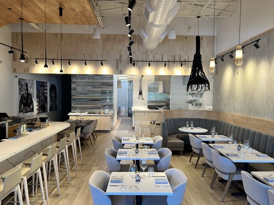 Course Restaurant by null