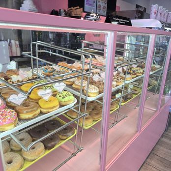 Blinkie’s Donuts - Donuts Near Me - Encino, California