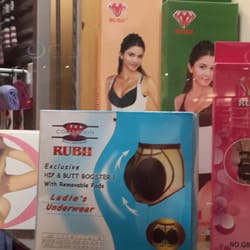 Sasha - Come and get it ladies! @ Sasha Green Acres Mall