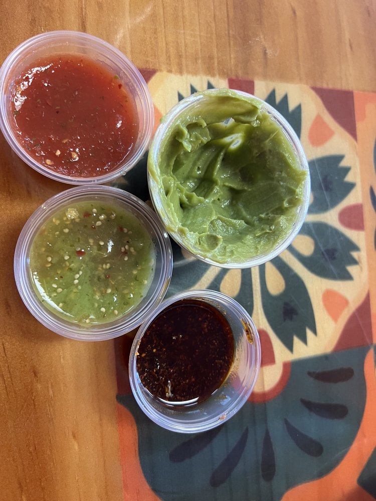 TACO LOCO Updated August 2024 39 Photos & 86 Reviews 187 S