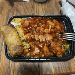 Great Wall - General Tso's chicken combination C36 with pork fried rice and egg roll.