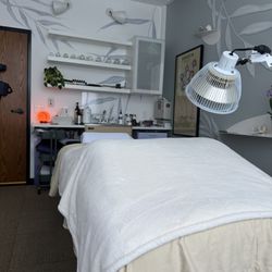La Jolla Oncology Acupuncture & Massage - Healing place