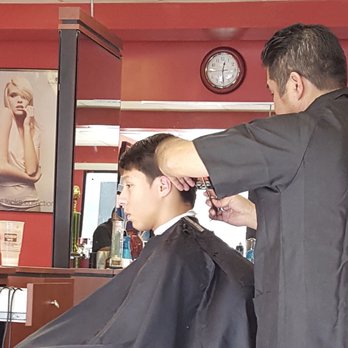 Emilio's Barber Shop - The master at work. - Barbers Near Me - Joliet, Illinois Emilio's Barber Shop - The master at work. - Barbers Near Me - Joliet, Illinois