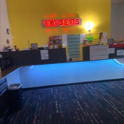 Hot Seats - Front desk