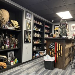 Gabe’s Cave - Green Room