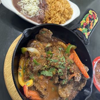 El Azteca Mexican Restaurant - Steak a la Mexicana - Mexican Near Me - Mahwah, New Jersey El Azteca Mexican Restaurant - Steak a la Mexicana - Mexican Near Me - Mahwah, New Jersey