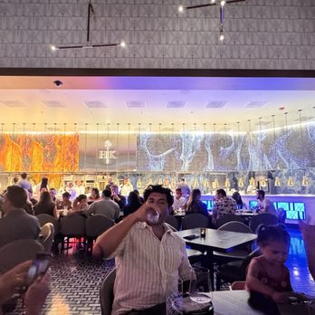 Hell's Kitchen - Kitchen area - Cocktail Bars Near Me - Funner, California