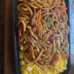 Lucky House - Lo mein and pork fried rice