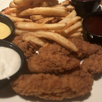 Applebee's Grill + Bar - Chicken Tenders - American Near Me - Woodbridge, New Jersey Applebee's Grill + Bar - Chicken Tenders - American Near Me - Woodbridge, New Jersey