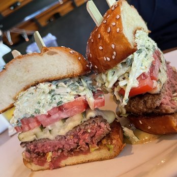 R+D Kitchen - Burger - New American Near Me - Yountville, California R+D Kitchen - Burger - New American Near Me - Yountville, California