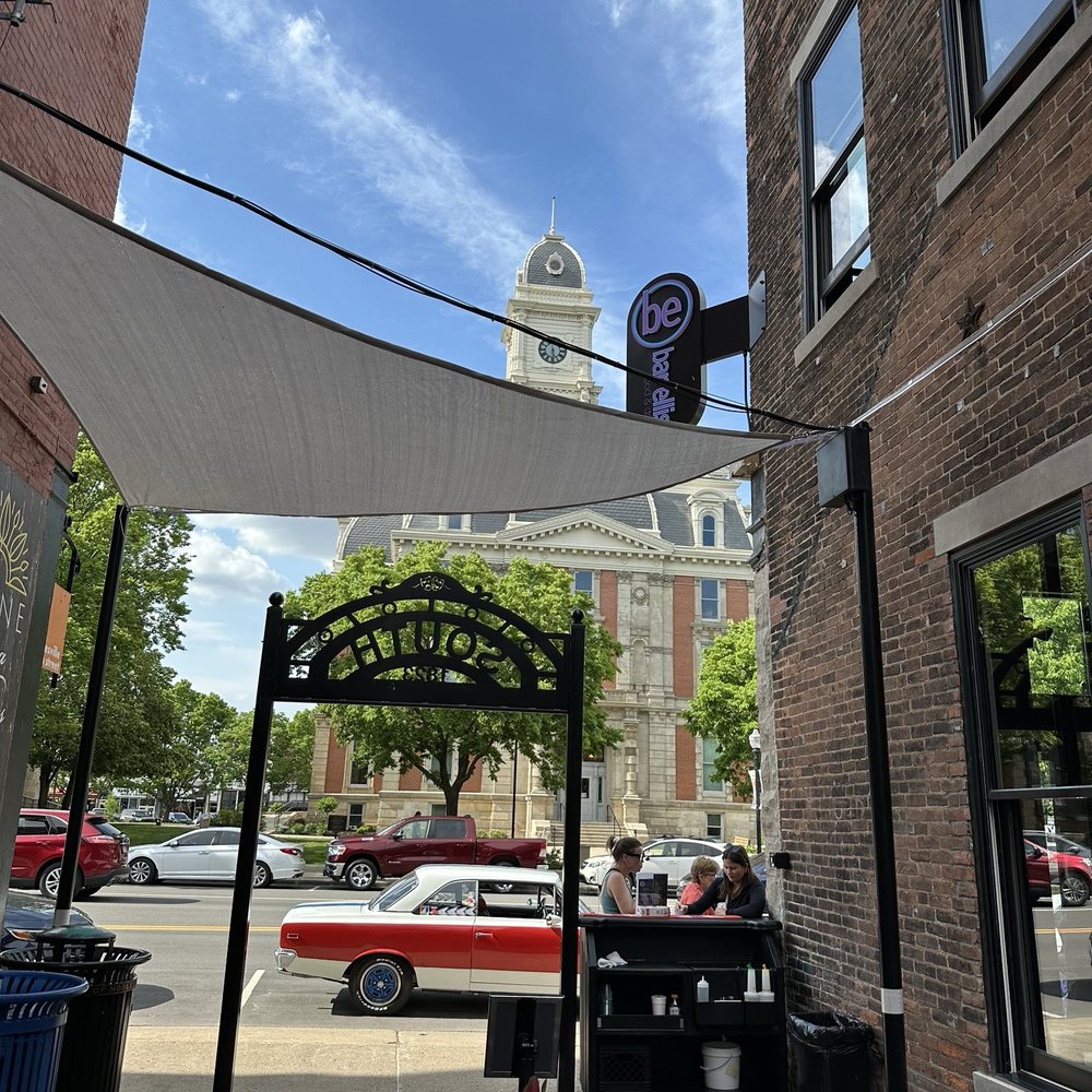 Bar Ellis - Noodles Near Me - Noblesville, Indiana