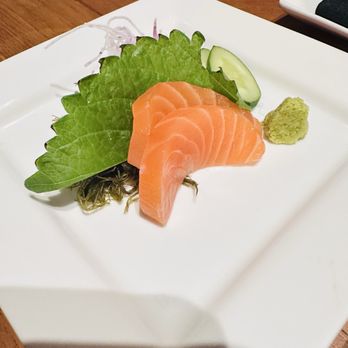Morimoto Maui - Salmon Sashimi - Japanese Near Me - Wailea, Hawaii