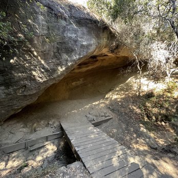 Dripping Cave - entrance to Dripping Cave - Hiking Near Me - Laguna Niguel, California