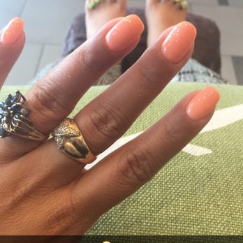 Bella Nails Lounge - Gel manicure and pedicure combo - Nail Salons Near Me - Torrance, California