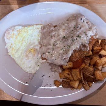 Maggie's Café - Chicken Country Fried Steak & Eggs - Breakfast & Brunch Near Me - San Diego, California