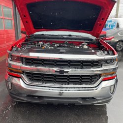Bojax Auto Collision & Glass - Clean