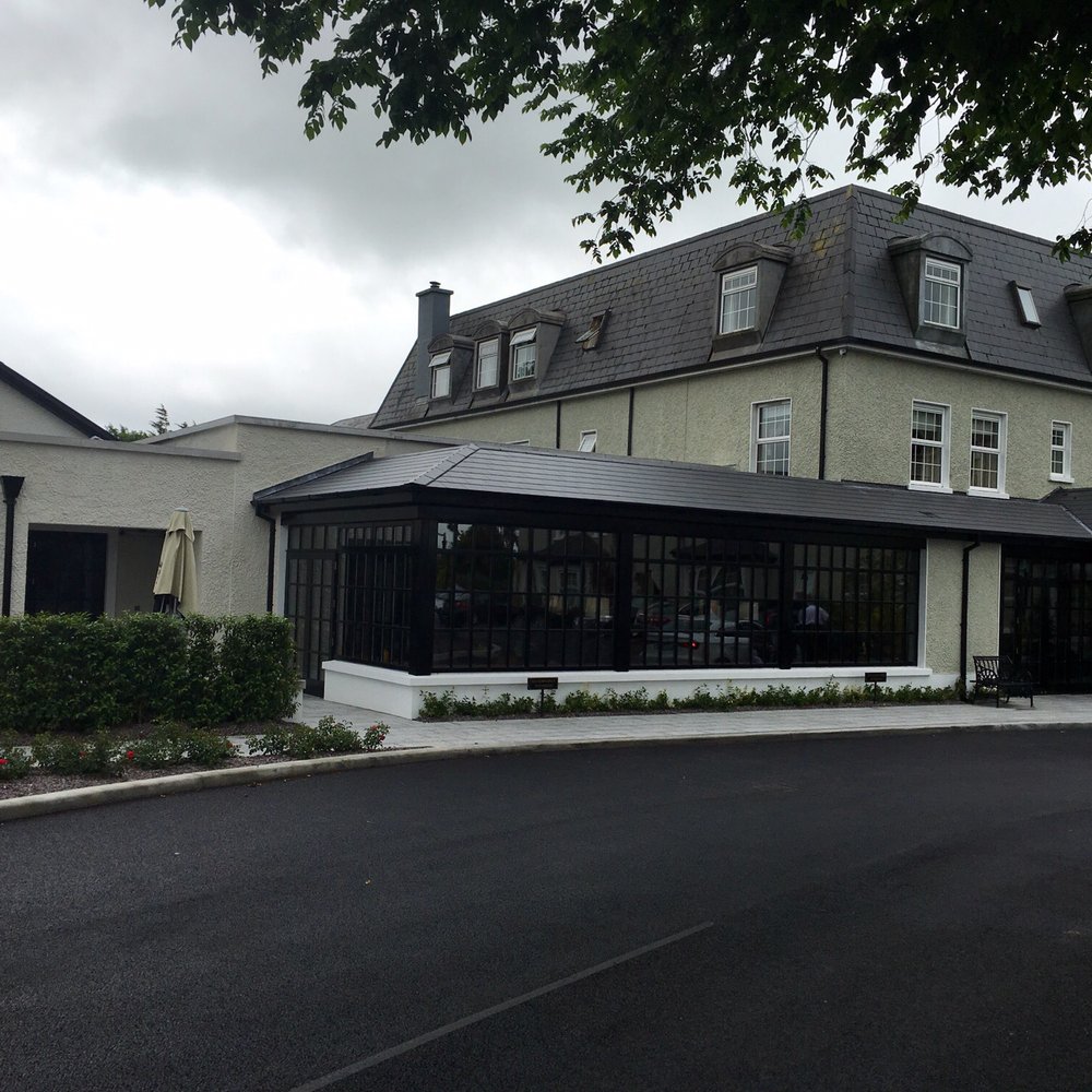 Ballygarry House Hotel - The outside of the hotel - Hotels Near Me - Tralee, Kentucky