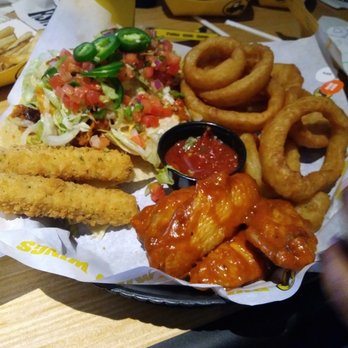 Buffalo Wild Wings - Very good nice waiter clean place we love it here - Sports Bars Near Me - Birmingham, Alabama