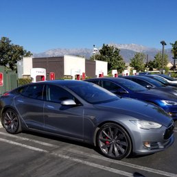 Picturesque mountains in the background of the superchargers in Rancho Cucamonga. Picturesque mountains in the background of the superchargers in Rancho Cucamonga.