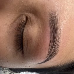 Gill’s Threading & Henna