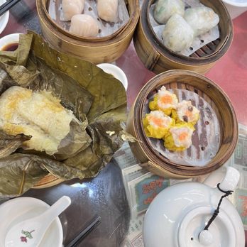 蓮香茶室 - spread - Cantonese Near Me - Hong Kong, HK