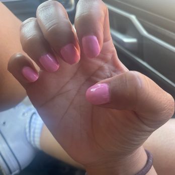 T & N Nails - Chipped and cracked gel polish - Nail Salons Near Me - San Diego, California T & N Nails - Chipped and cracked gel polish - Nail Salons Near Me - San Diego, California