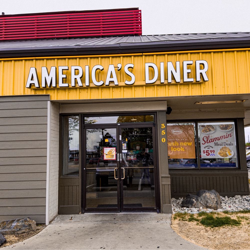 Denny's - Restaurant entrance. - Diners Near Me - Thornton, Colorado