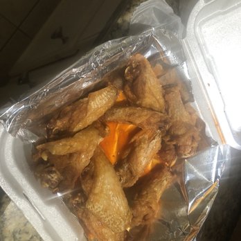 Brother's Pizza - Wings basically sauceless. - Pizza Near Me - Glendale, Arizona Brother's Pizza - Wings basically sauceless. - Pizza Near Me - Glendale, Arizona