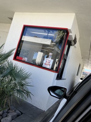 In-N-Out Burger by null
