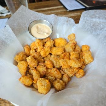 The Old Fashioned - Cheese curds - American Near Me - Madison, Wisconsin The Old Fashioned - Cheese curds - American Near Me - Madison, Wisconsin