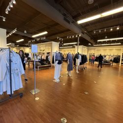 Banana Republic Factory Store