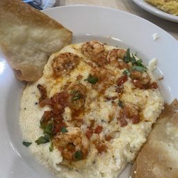 Shrimp and Grits Shrimp and Grits