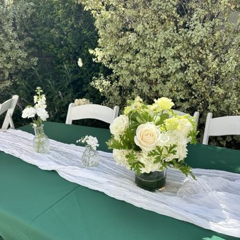 Everyday Creations - white table arrangement - Florists Near Me - Tustin, California
