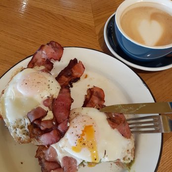 De Uitsmijter - The classic (avacodo, fried egg, and bacon) with a cafe latte. Yummy! - Cafes Near Me - Amsterdam, New Hampshire De Uitsmijter - The classic (avacodo, fried egg, and bacon) with a cafe latte. Yummy! - Cafes Near Me - Amsterdam, New Hampshire