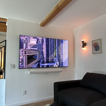 Big Ben Mounts - TV, sound bar - Electricians Near Me - Tarzana, California