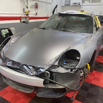 Universal Auto Body - Body Shops Near Me - Stamford, Connecticut Universal Auto Body - Body Shops Near Me - Stamford, Connecticut