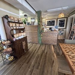 Tonya Rea's Teas and Remedies - Main dining area