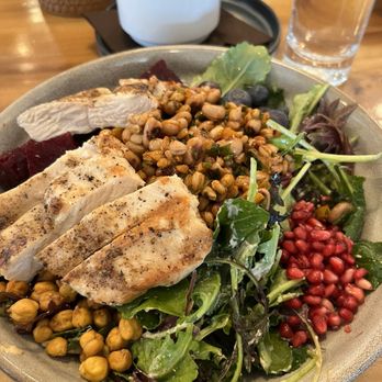 Mill Valley Kitchen - Mixed Greens** Power Plant Bowl, with added Chicken Breast - New American Near Me - St Louis Park, Minnesota