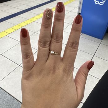Chloe Nails - Nail Salons Near Me - Lomita, California